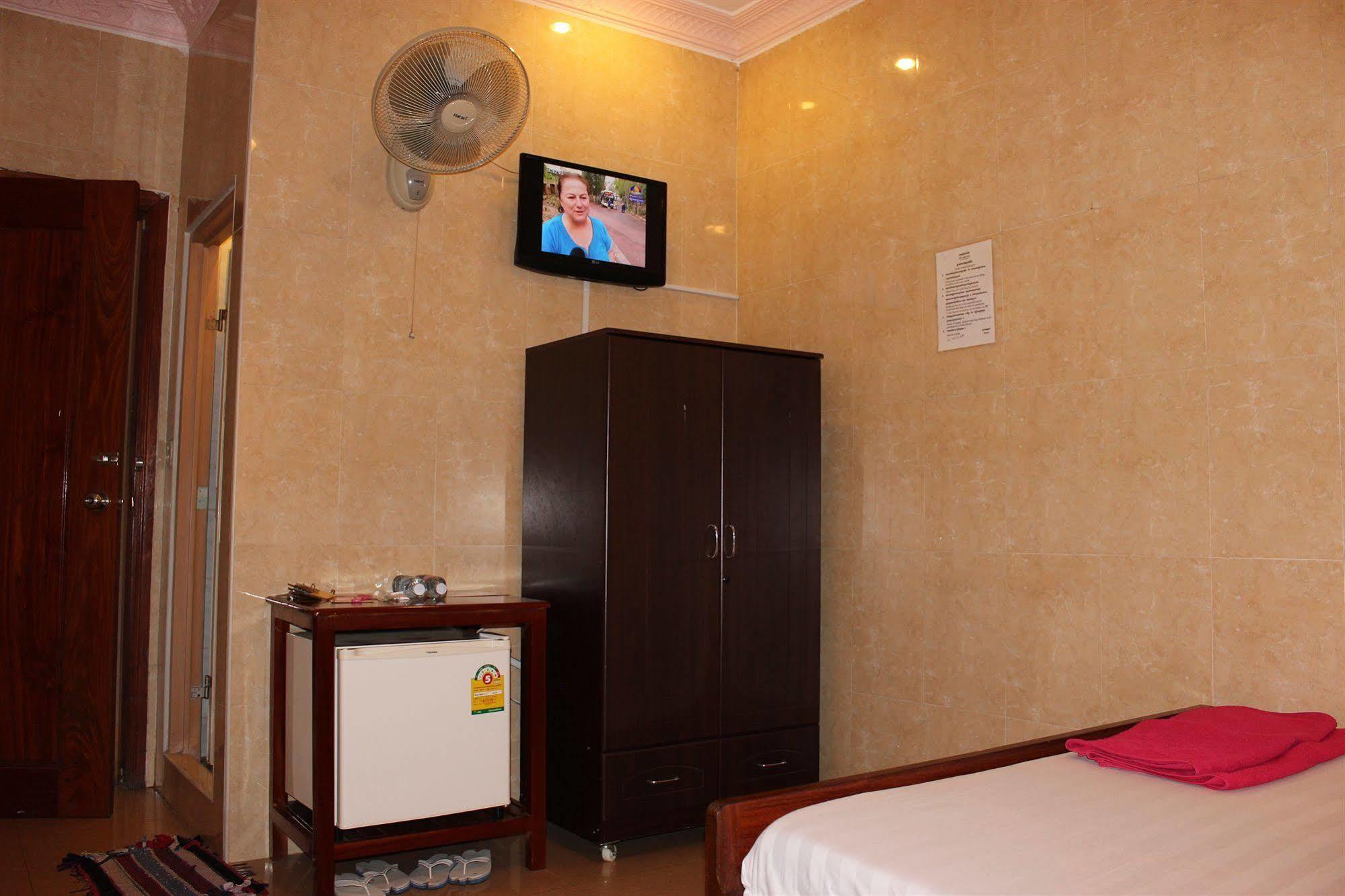 Lucky 1 Guesthouse Phnompenh Exteriér fotografie